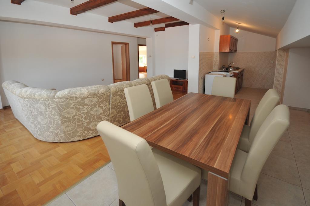 Apartman Bravo Μπούντβα Δωμάτιο φωτογραφία